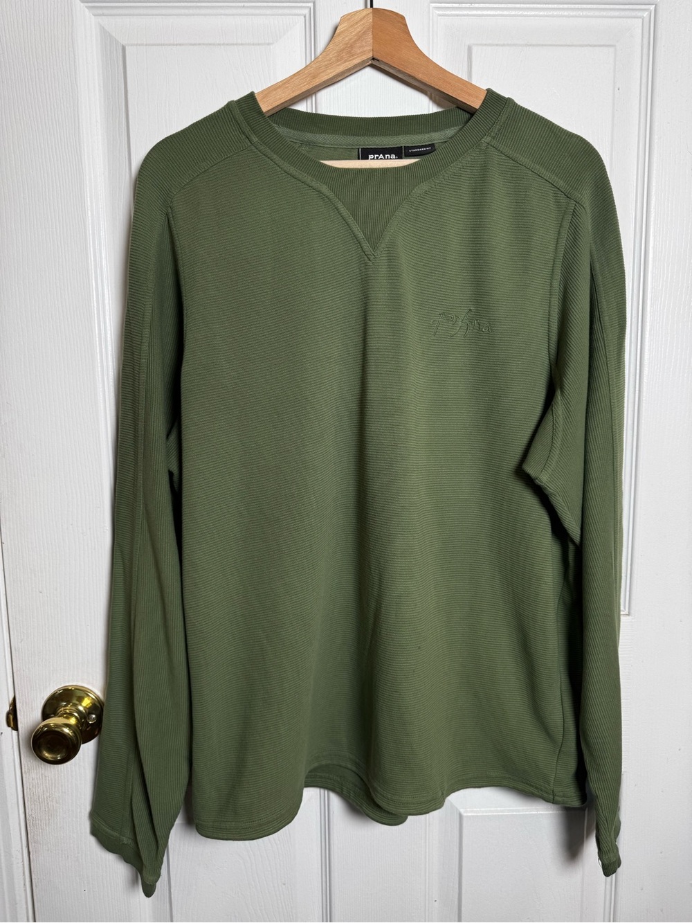 prAna Men’s Medium Organic Cotton Olive Green Long Sleeve Pullover
